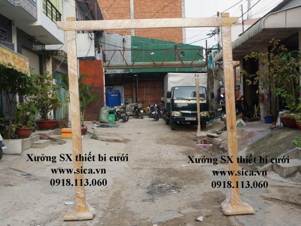 Giá cho thuê khung cổng hoa gỗ