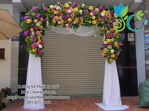 Cổng hoa cắm thiên nhiên