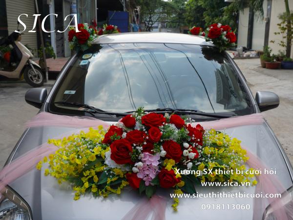 Hoa trang trí xe rước dâu mới đẹp