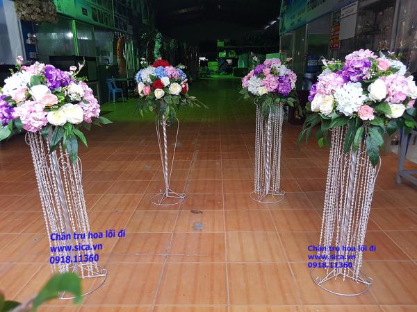 Cung cấp chân trụ hoa pha lê trang trí lối đi