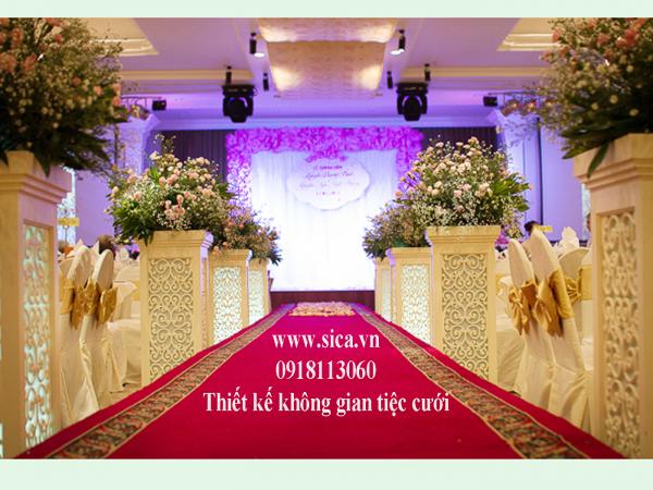 Nơi bán trụ hoa cắt CNC trang trí đám cưới