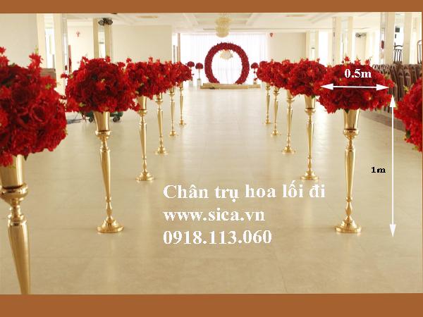 Trụ hoa lối đi mạ đồng có kết hoa