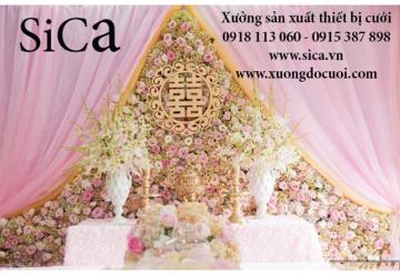 Bàn thờ gia tiên tiệc cưới