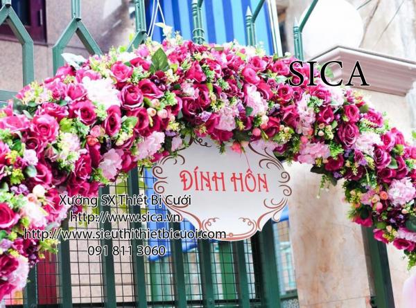 bàng tên treo cổng cưới