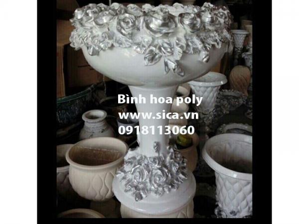 Binh hoa chất liệu poly-hinh chiếc ly trắng