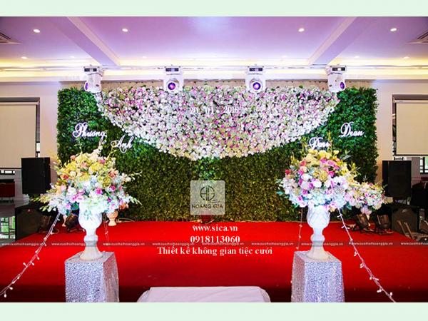 Sản xuất sân khấu cưới mới nhất trang trí nhà hàng