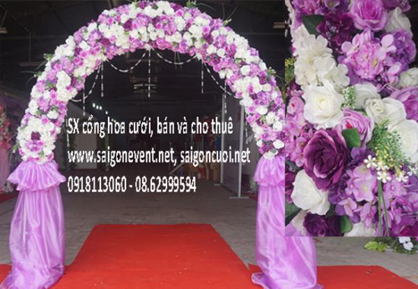 Cổng đám cưới hoa màu tím