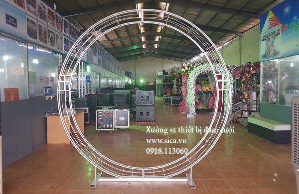 khung cổng hoa cưới tròn