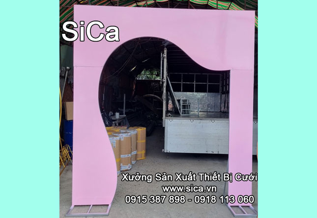 Xưởng làm khung cổng cưới CNC Fomex